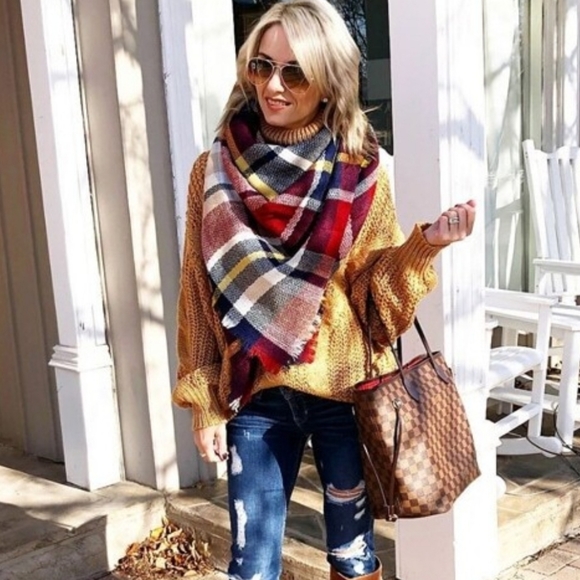 Accessories - Frayed trim plaid scarf